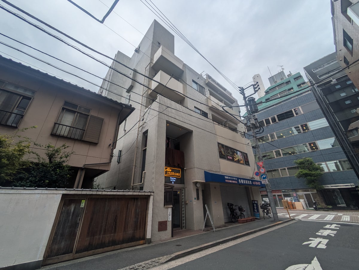 v20251018150606/fresh/building/J00100402115_5