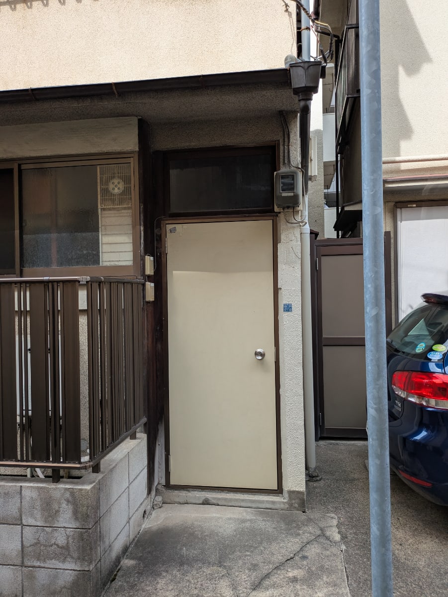 v20251018150606/fresh/building/J00100402889_10
