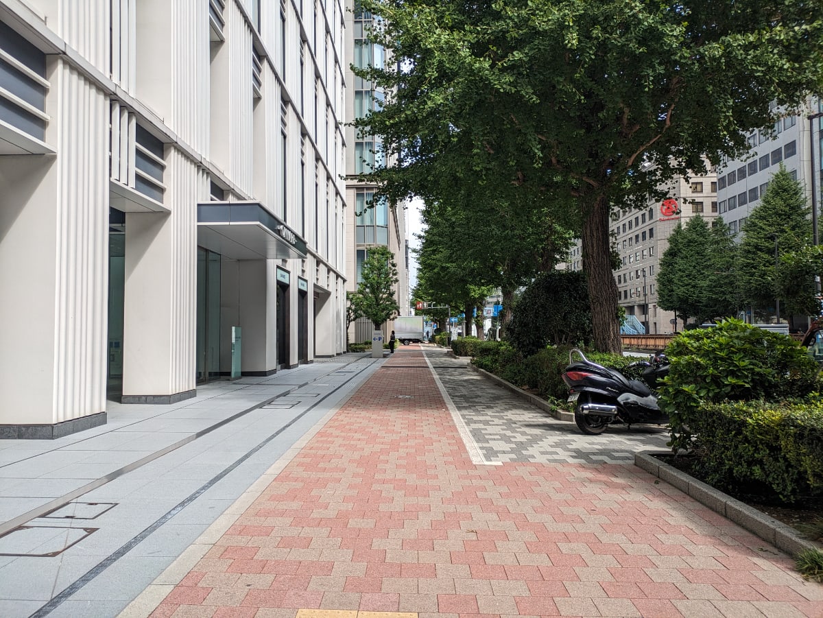 v20251018150606/fresh/building/J00100416228_2