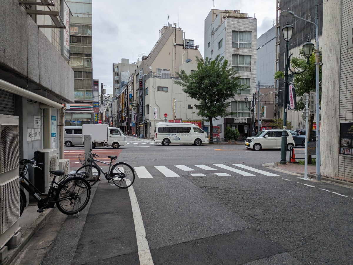 v20251018150606/fresh/building/J00100419069_12