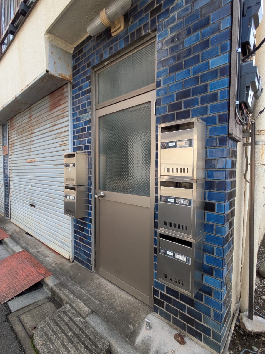 v20251018150606/fresh/building/J00100611284_13