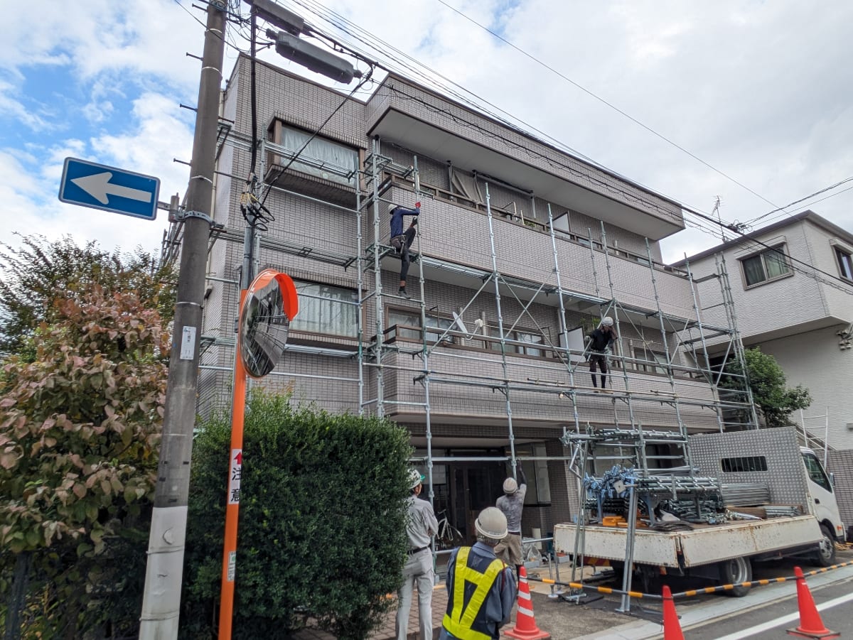 v20251018150606/fresh/building/J00100612066_6