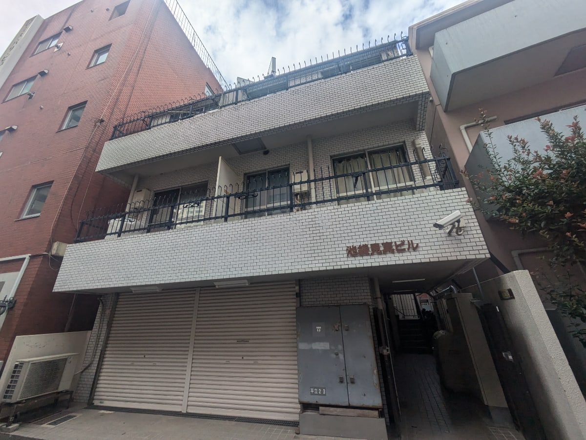 v20251018150606/fresh/building/J00100633032_6