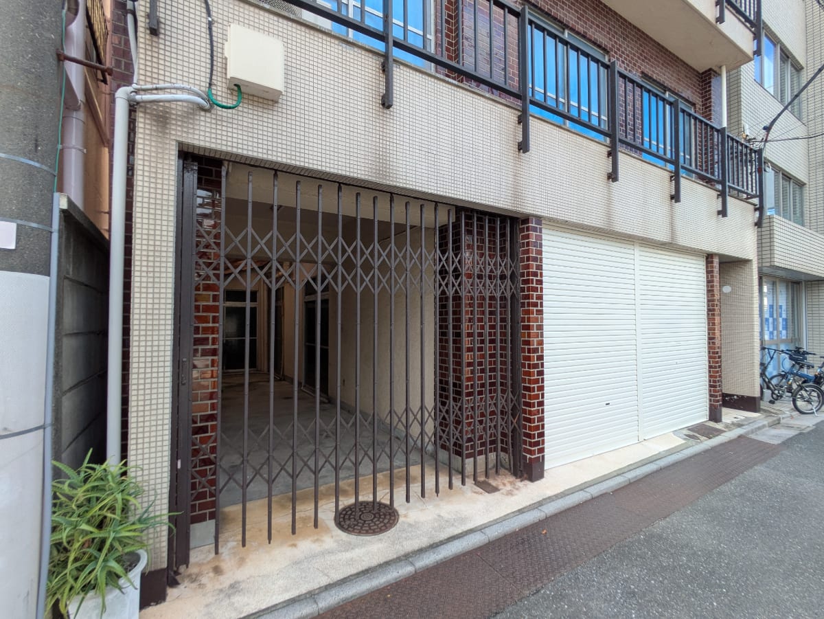 v20251018150606/fresh/building/J00100633143_9