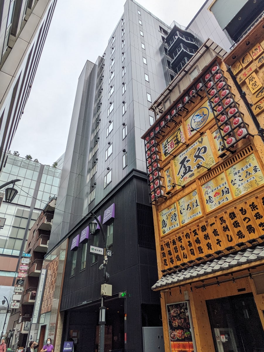 v20251019150703/fresh/building/J00100357319_5