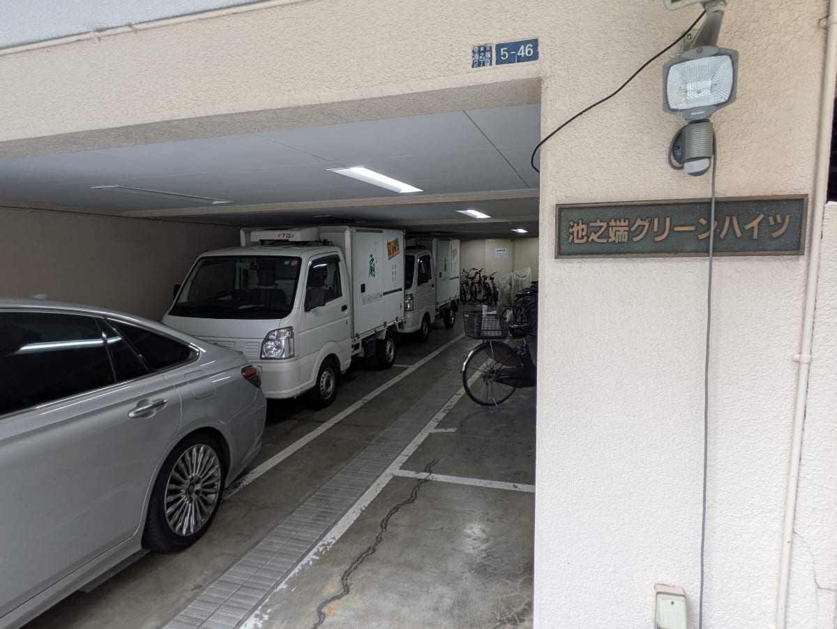 v20251019150703/fresh/building/J00100359189_10