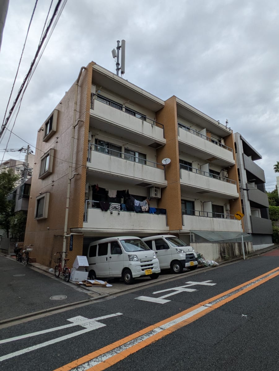 v20251019150703/fresh/building/J00100361153_7