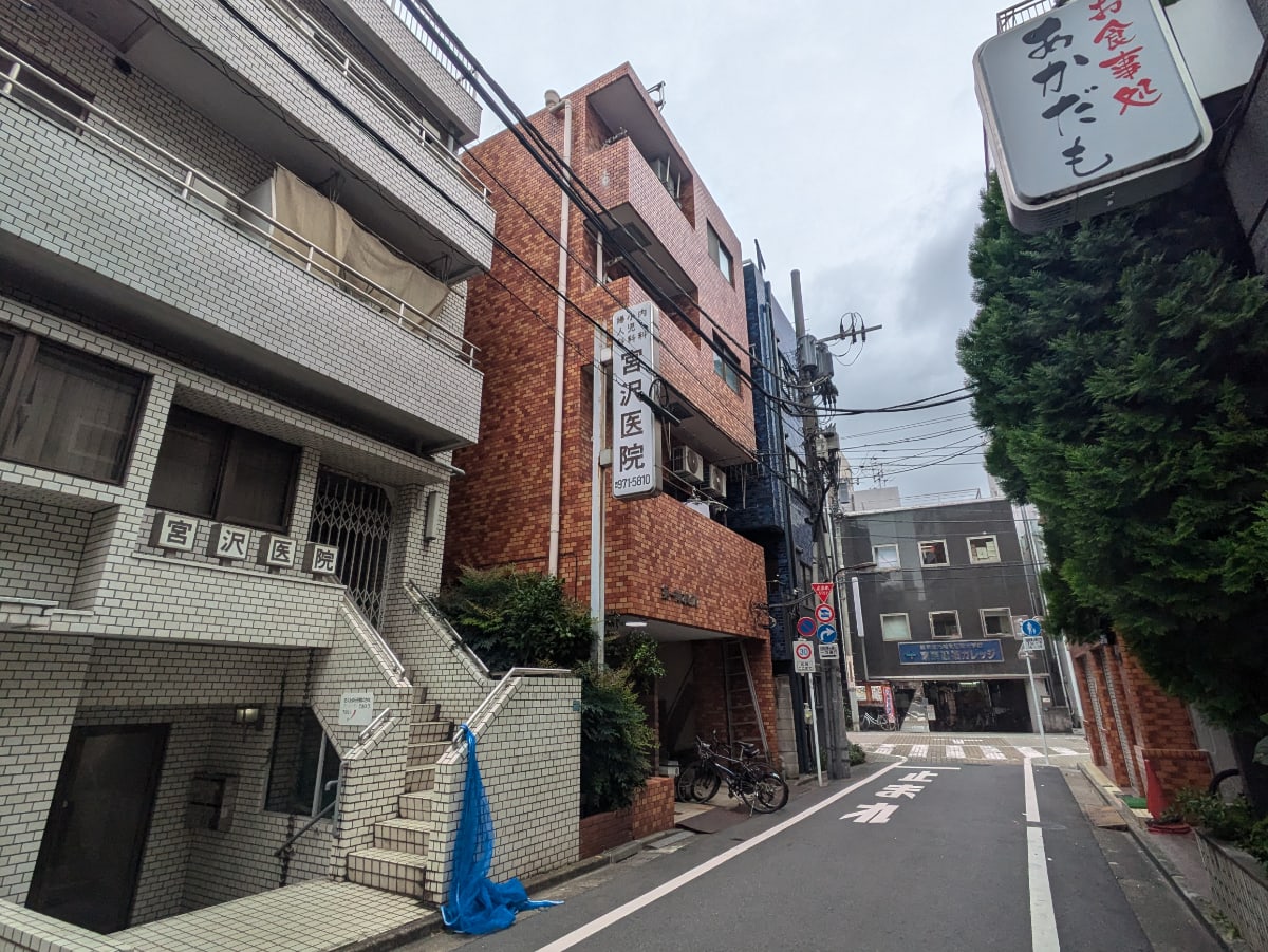 v20251019150703/fresh/building/J00100362837_5