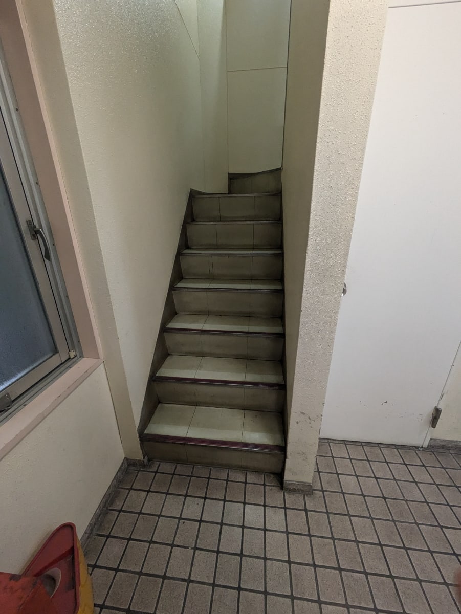 v20251019150703/fresh/building/J00100362837_8