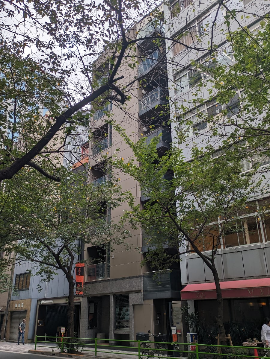 v20251019150703/fresh/building/J00100369528_5
