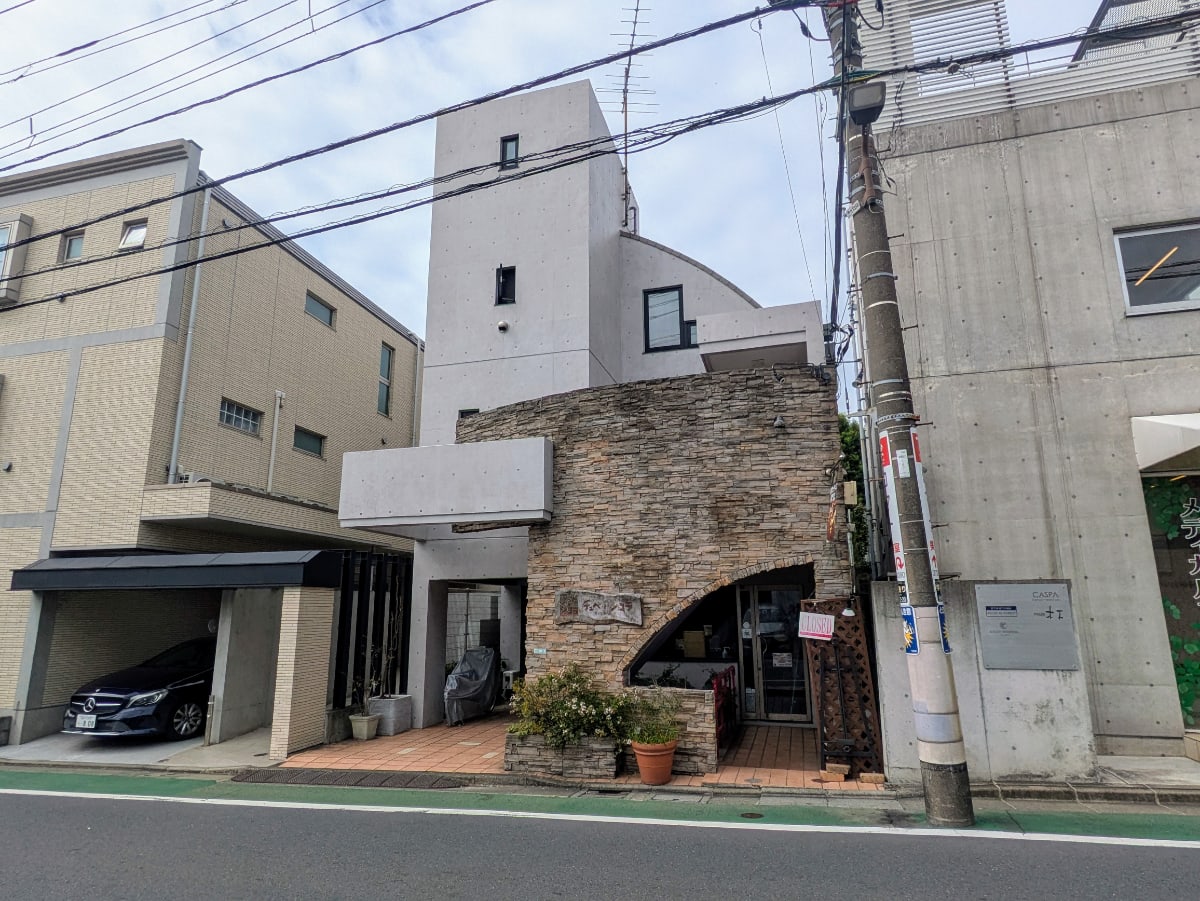 v20251019150703/fresh/building/J00100372019_6