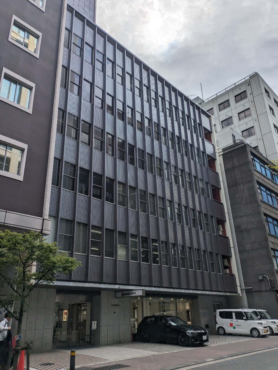 v20251019150703/fresh/building/J00100374260_5