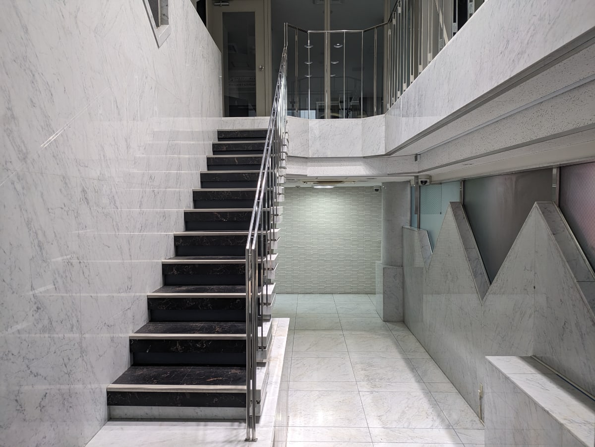 v20251019150703/fresh/building/J00100380214_15