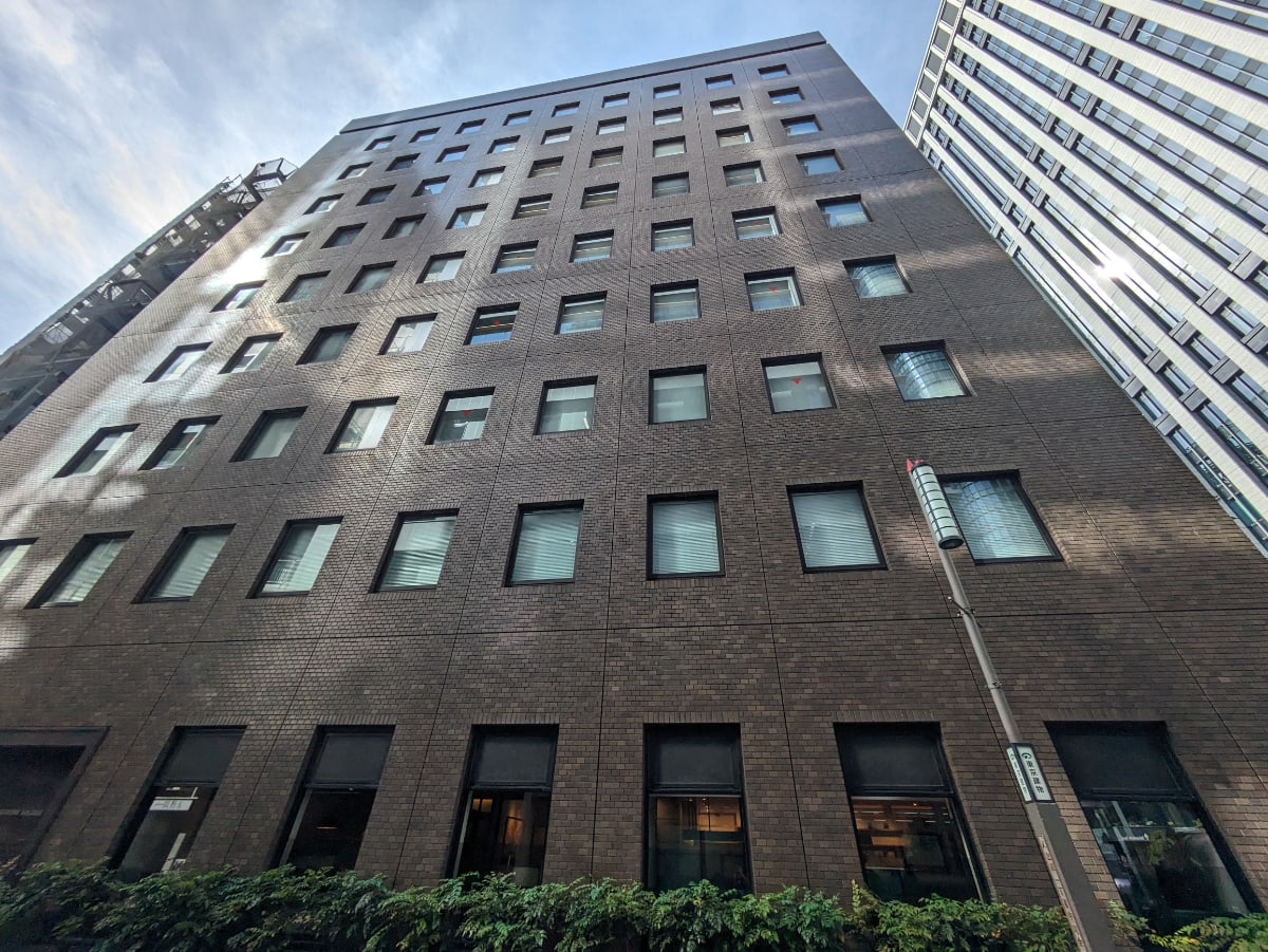 v20251019150703/fresh/building/J00100385496_7