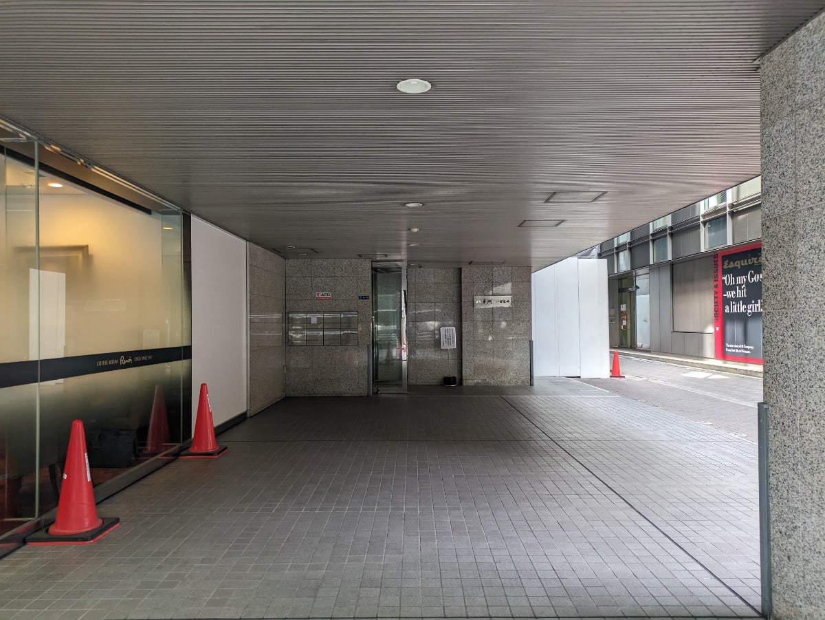 v20251019150703/fresh/building/J00100385499_8