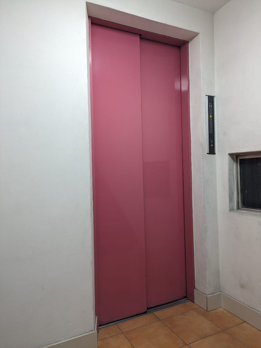 v20251019150703/fresh/building/J00100385511_4