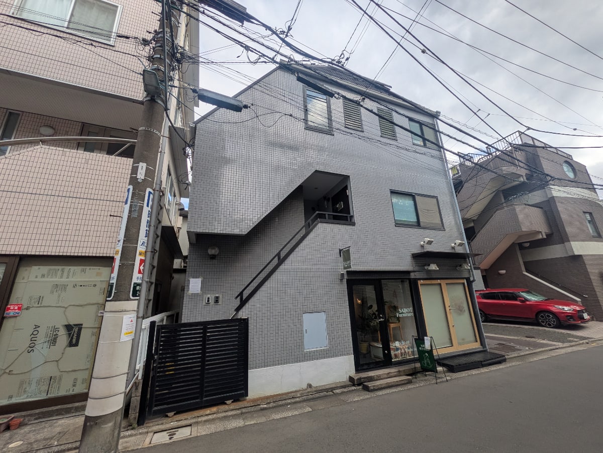 v20251019150703/fresh/building/J00100386008_6