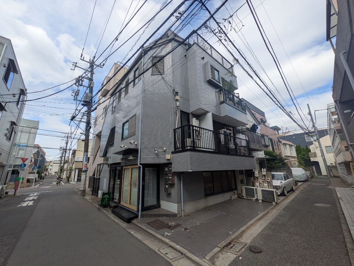 v20251019150703/fresh/building/J00100386008_9