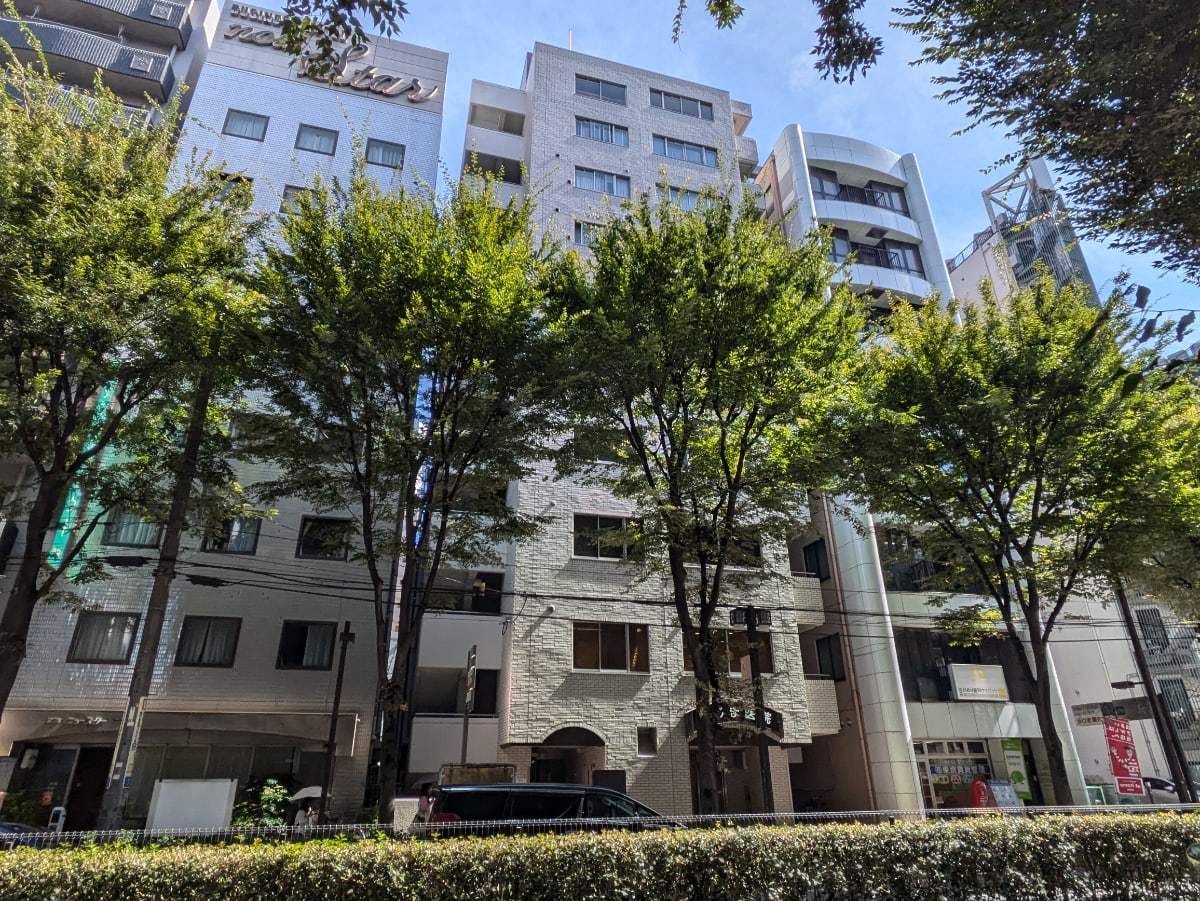 v20251019150703/fresh/building/J00100394542_1