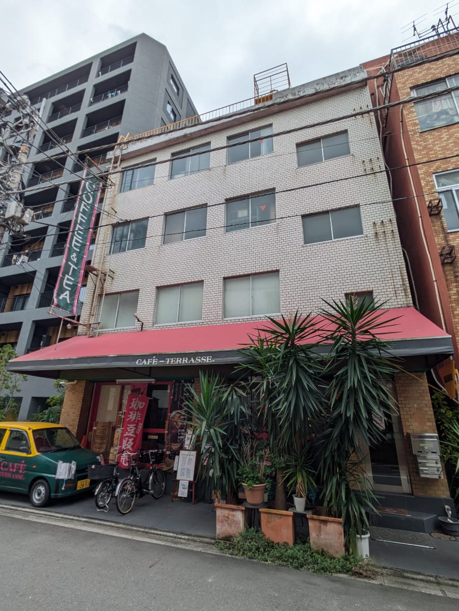 v20251019150703/fresh/building/J00100397951_7