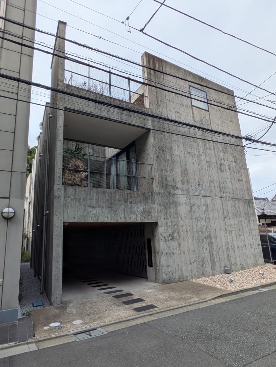 v20251019150703/fresh/building/J00100401290_5