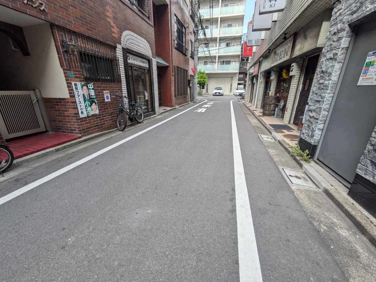 v20251019150703/fresh/building/J00100401384_10