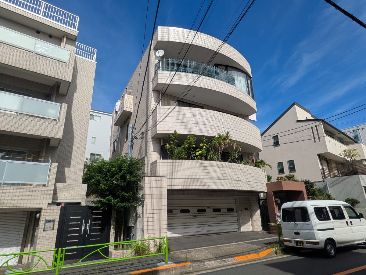 v20251019150703/fresh/building/J00100402856_5