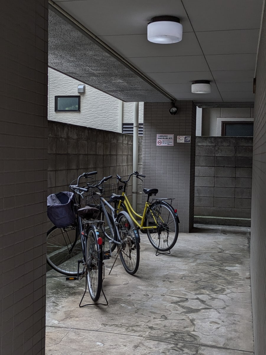 v20251019150703/fresh/building/J00100408491_10