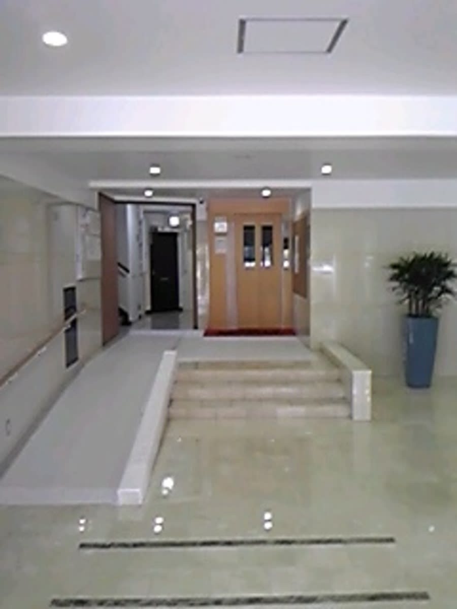 v20251019150703/fresh/building/J00100408758_4