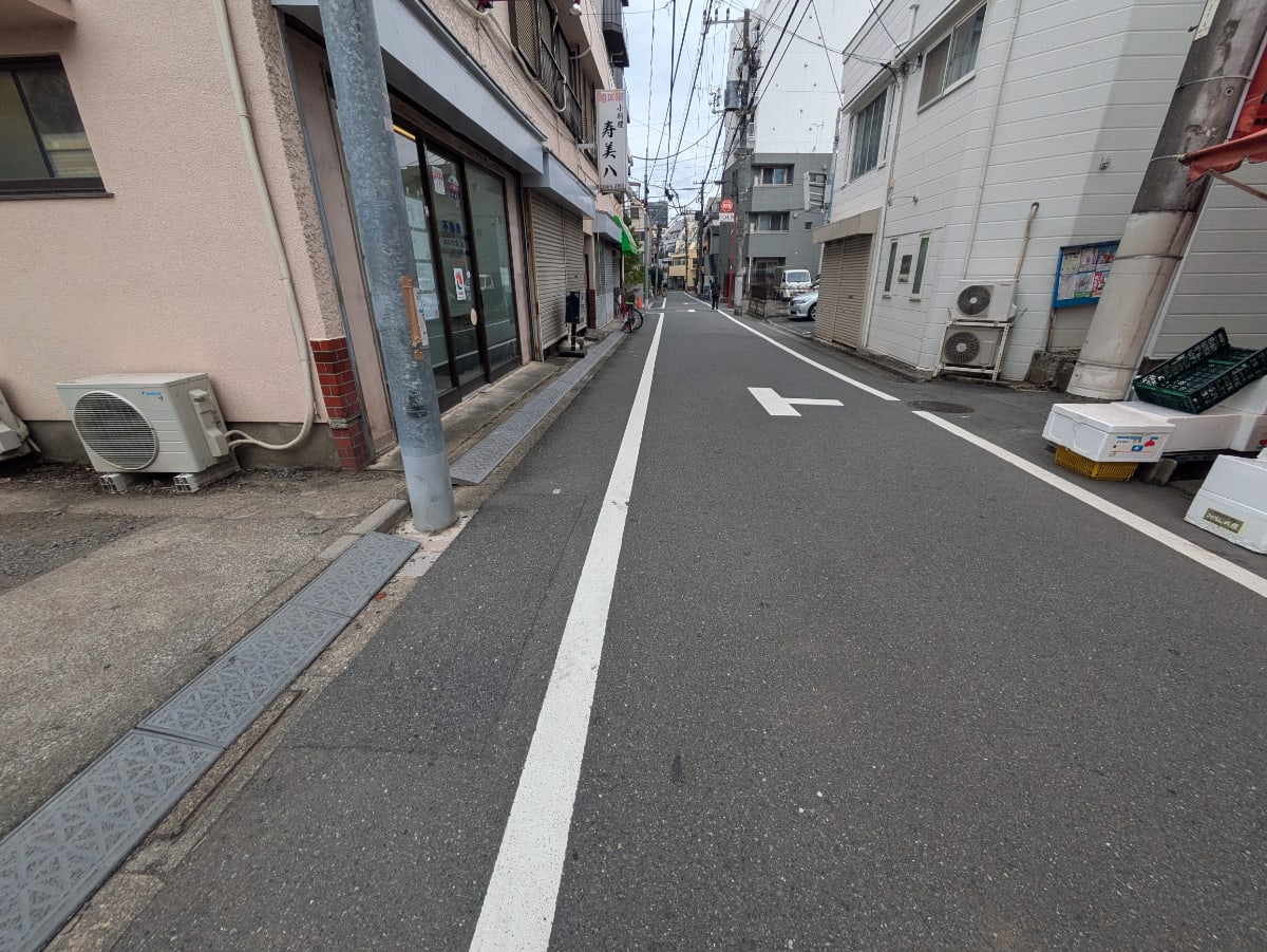 v20251019150703/fresh/building/J00100414351_2