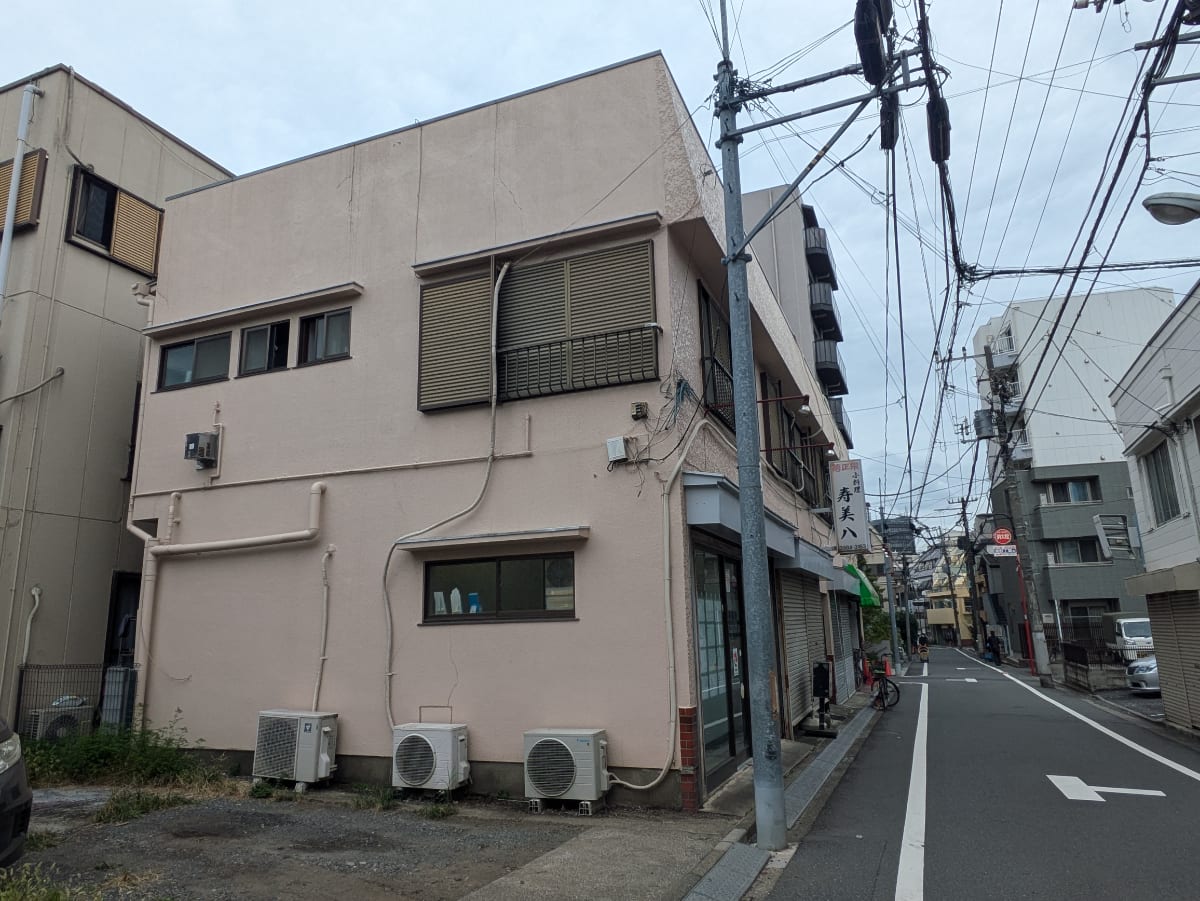v20251019150703/fresh/building/J00100414351_5