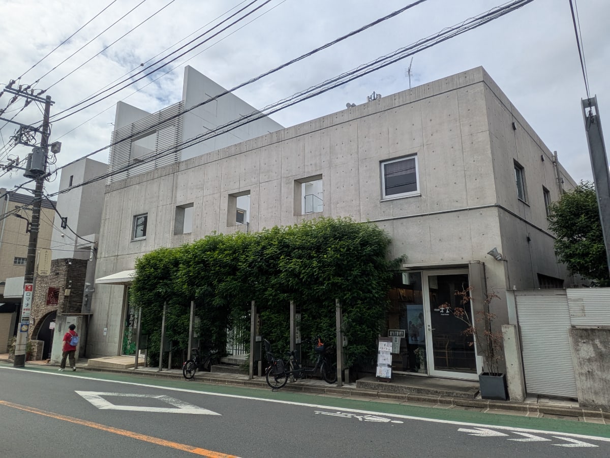 v20251019150703/fresh/building/J00100415093_7
