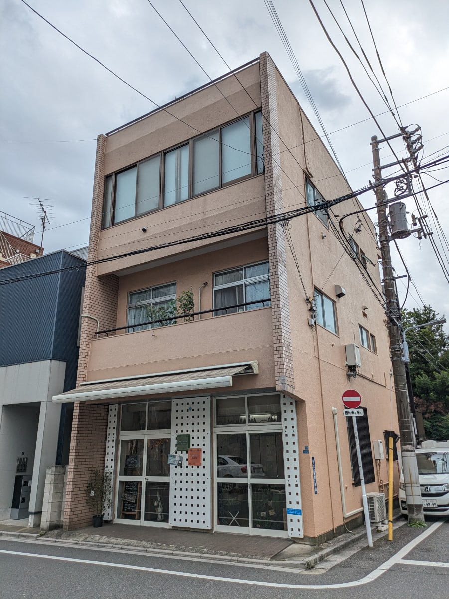 v20251019150703/fresh/building/J00100416596_5