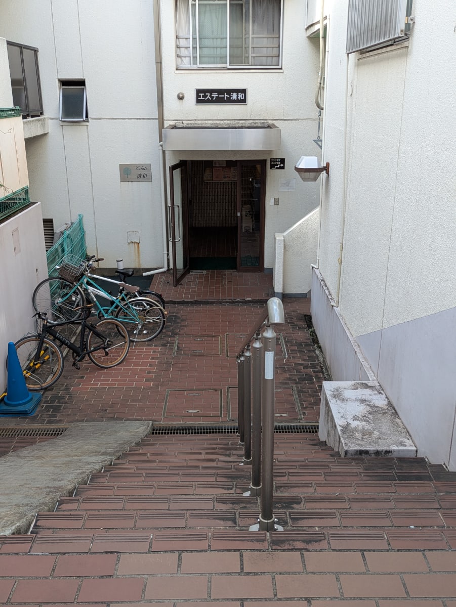 v20251019150703/fresh/building/J00100418728_10