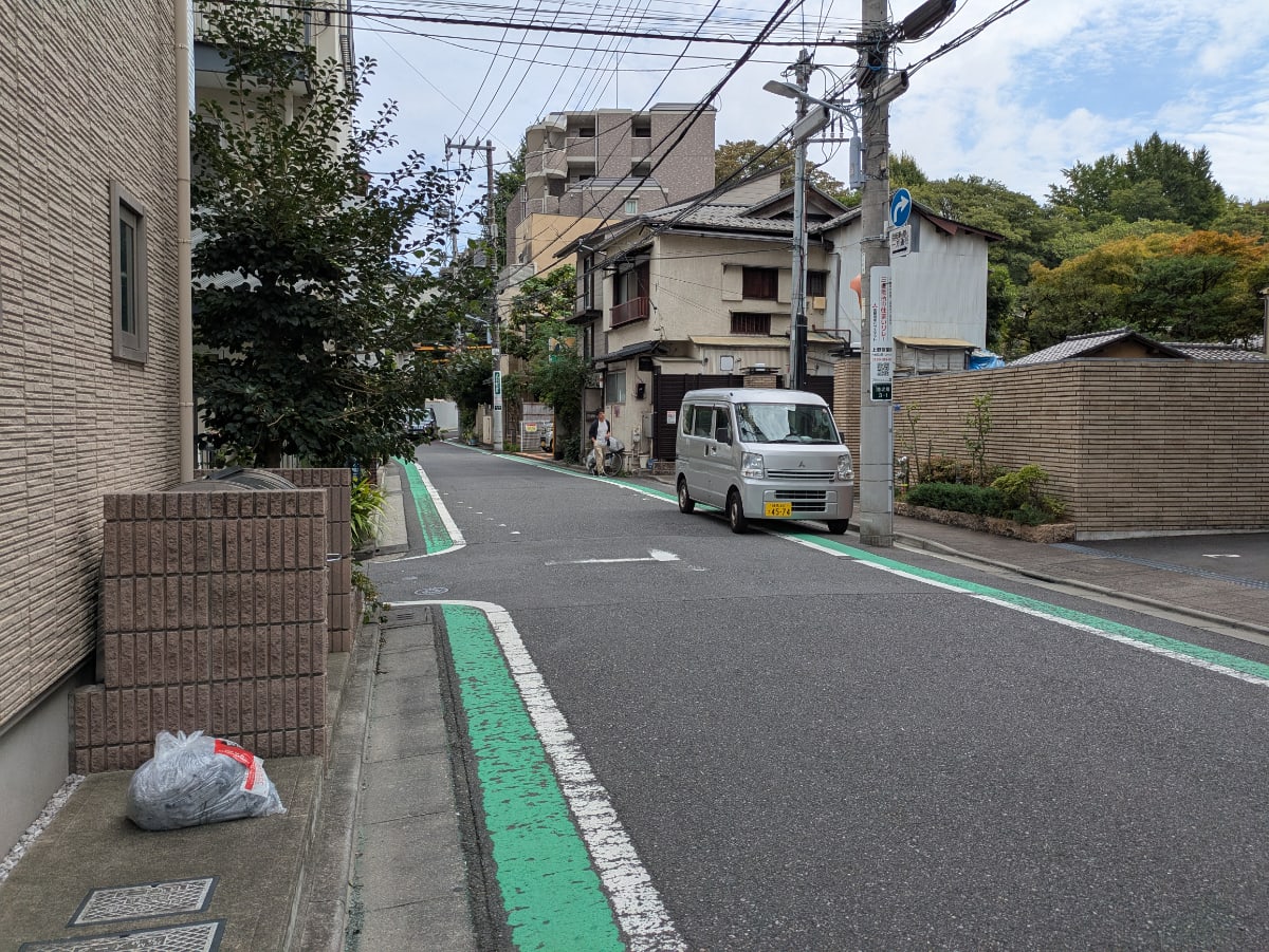 v20251019150703/fresh/building/J00100420552_2