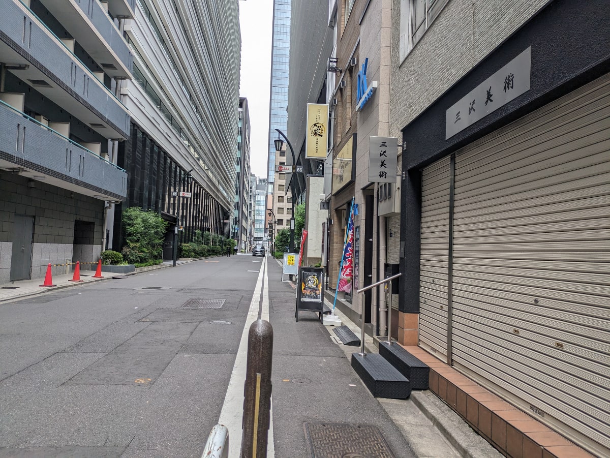 v20251019150703/fresh/building/J00100425635_10