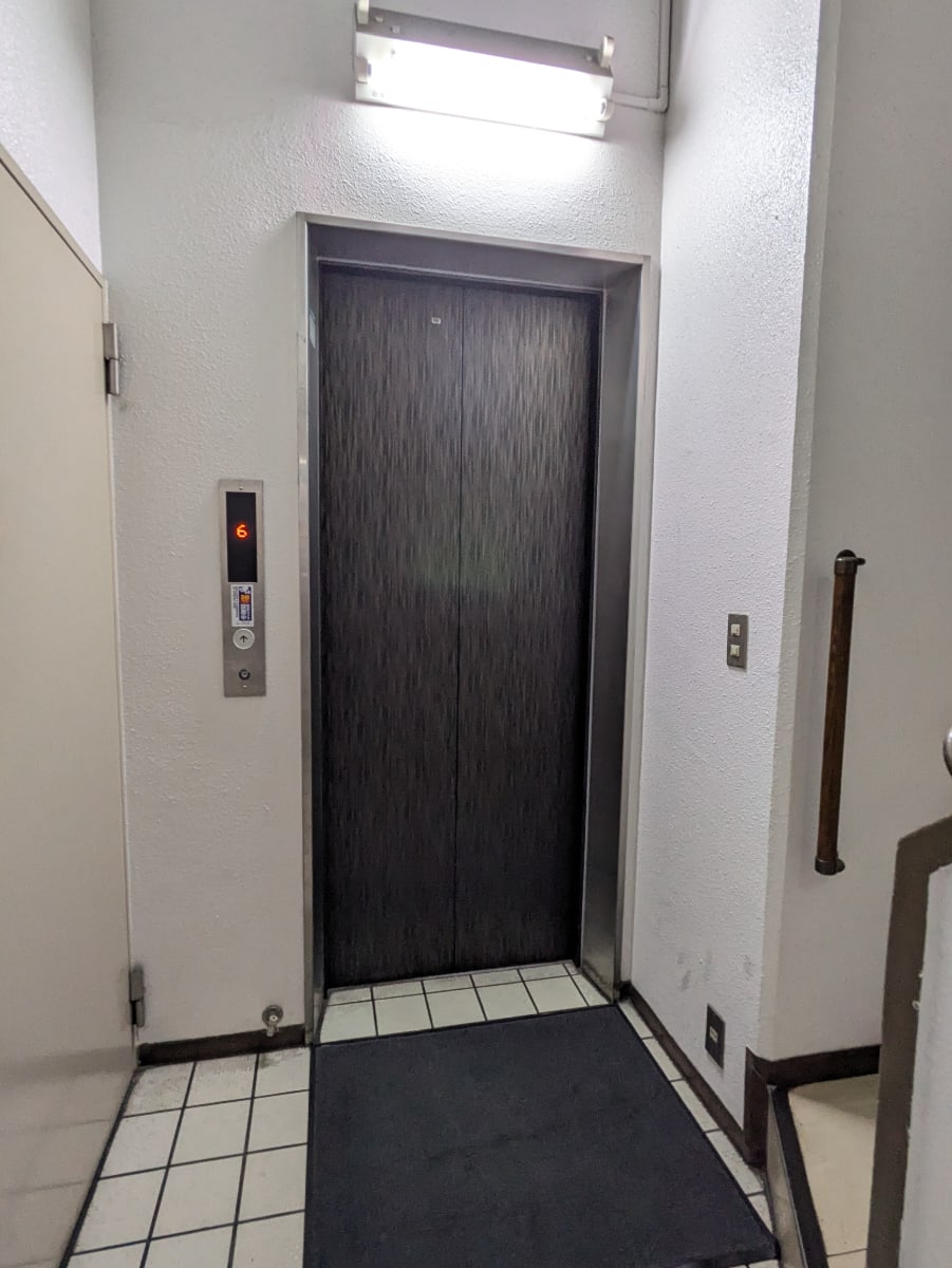 v20251019150703/fresh/building/J00100427316_4