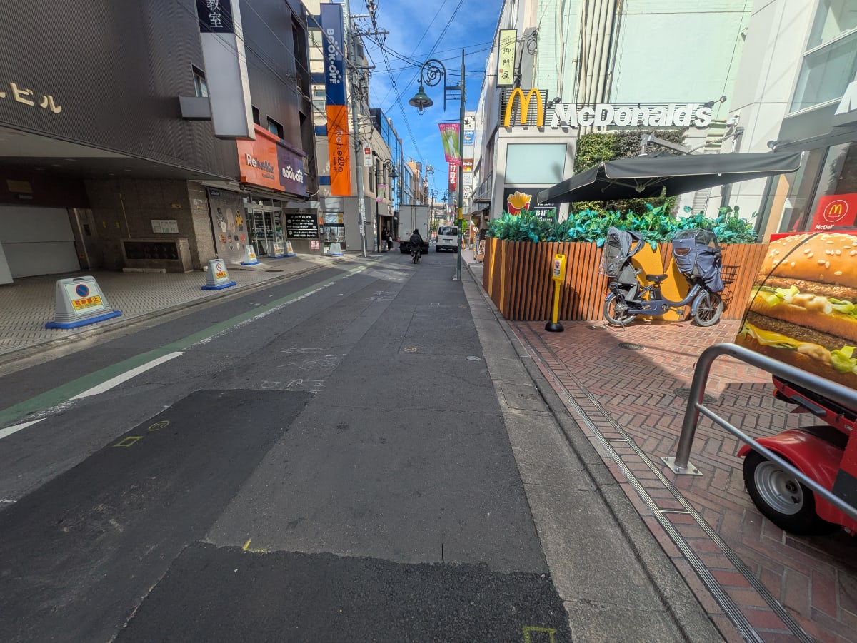 v20251019150703/fresh/building/J00100498189_2
