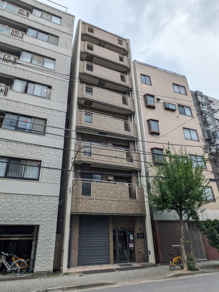 v20251019150703/fresh/building/J00100510855_5