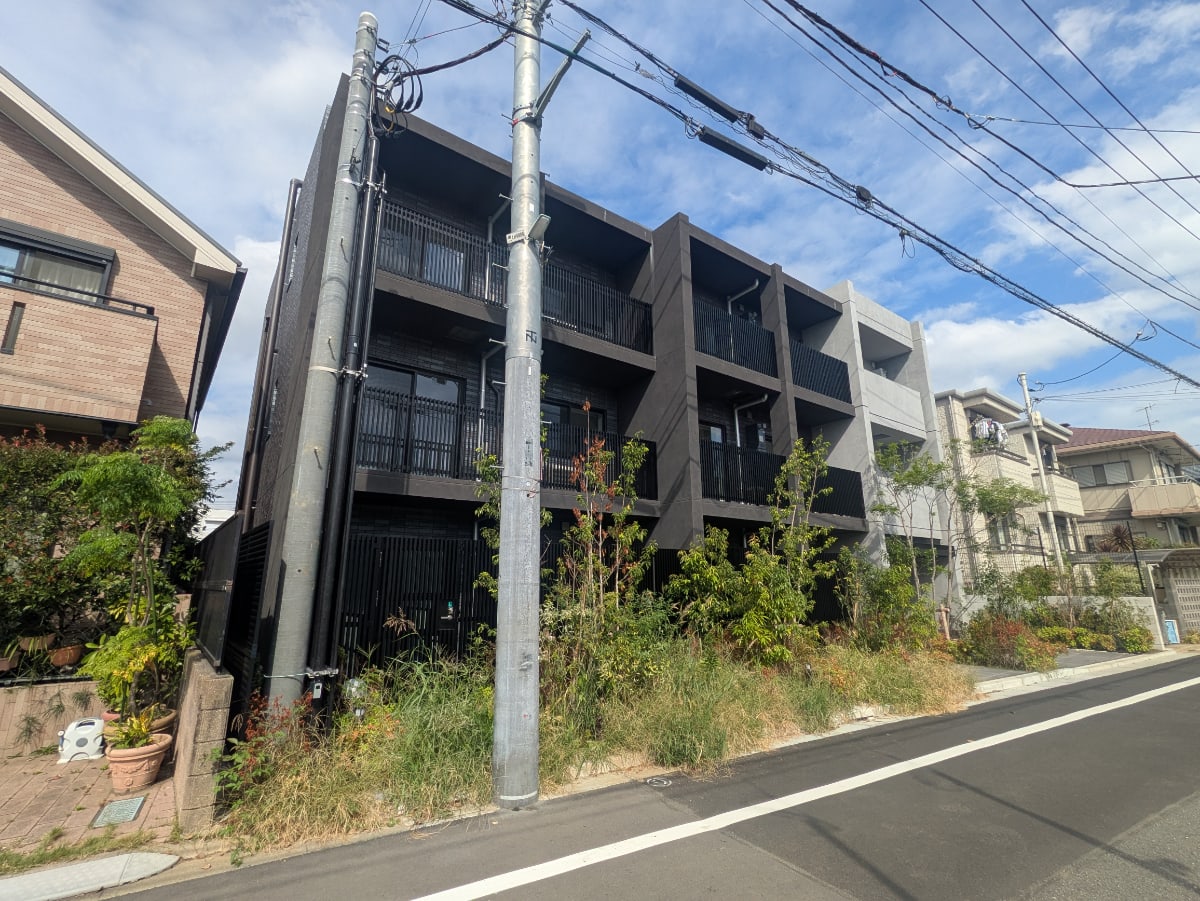 v20251019150703/fresh/building/J00100632372_5
