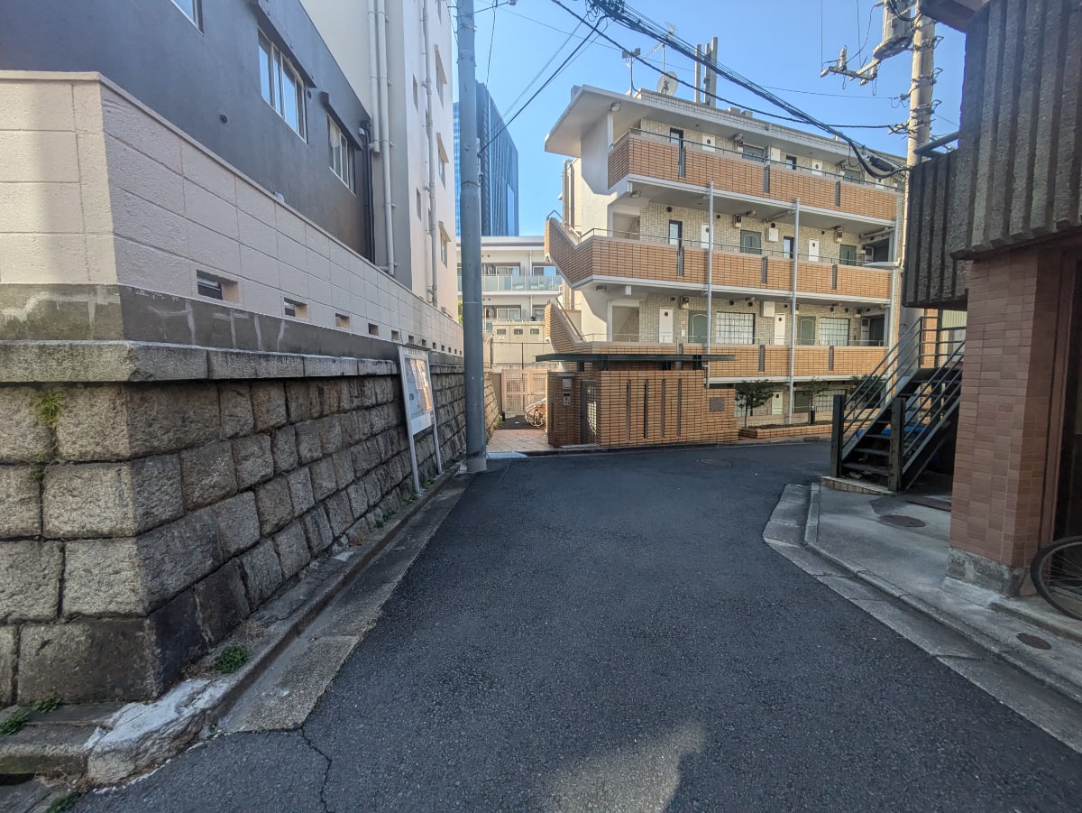 v20251020150704/fresh/building/J00100369557_10