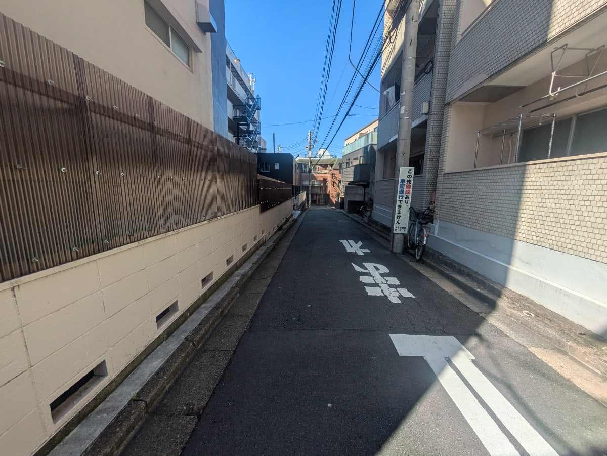 v20251020150704/fresh/building/J00100369557_12