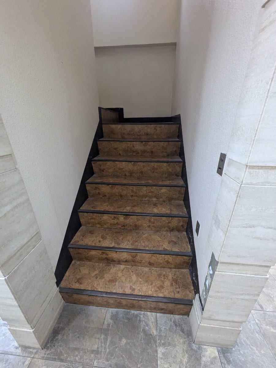 v20251020150704/fresh/building/J00100383886_10