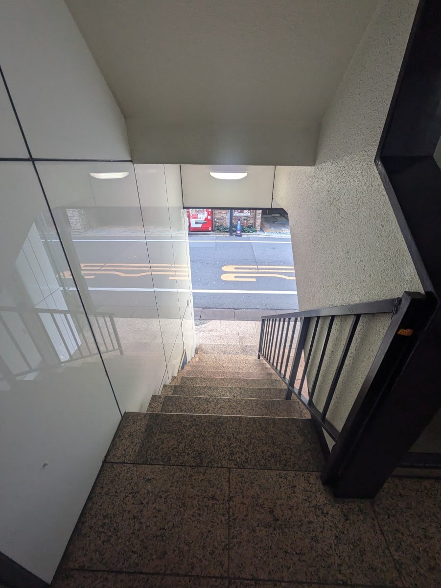 v20251020150704/fresh/building/J00100387429_8
