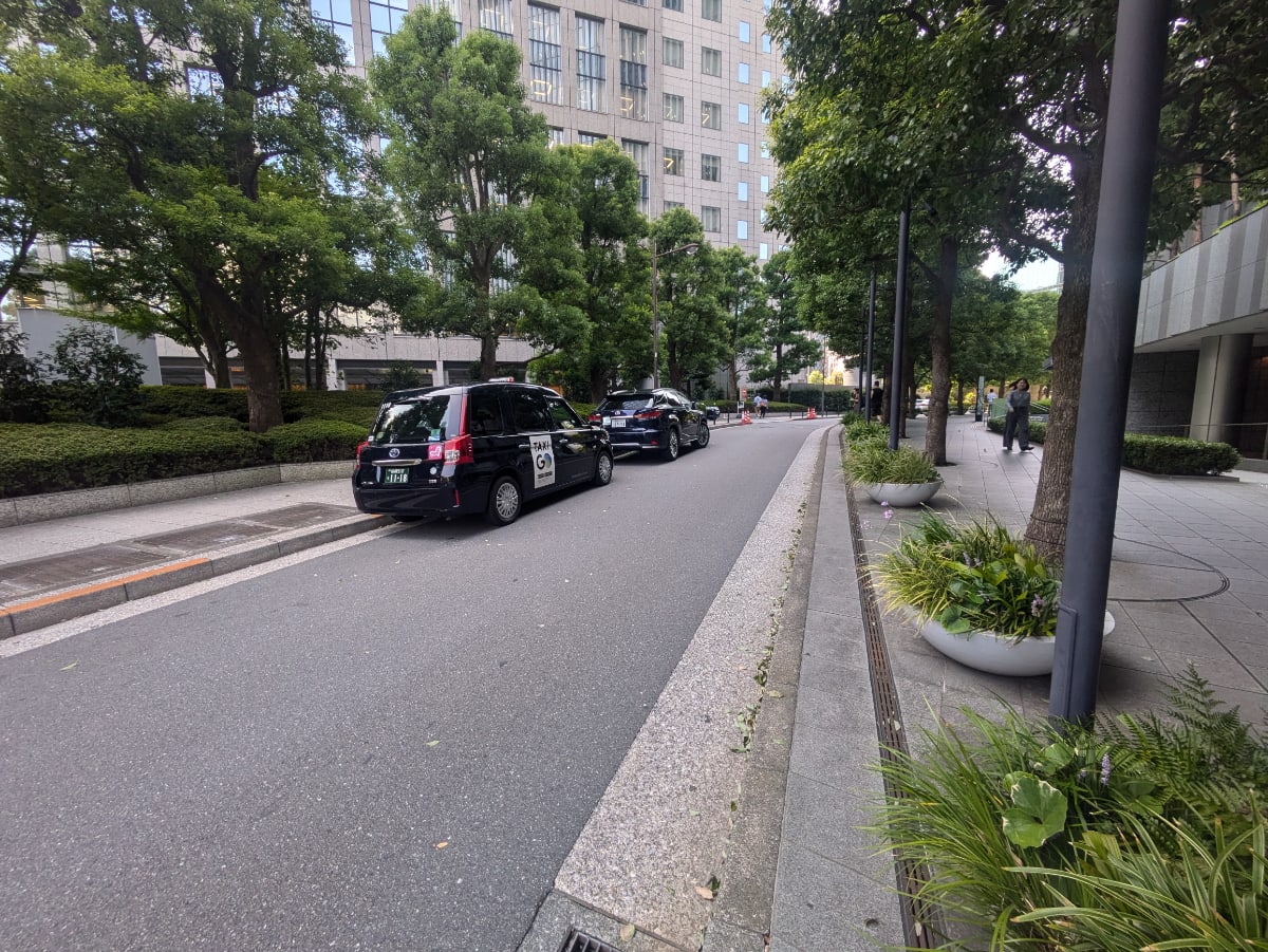 v20251020150704/fresh/building/J00100402026_15