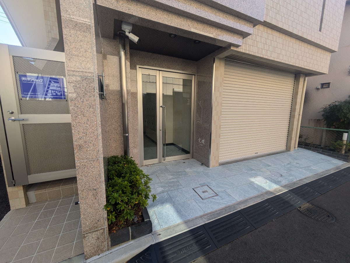 v20251020150704/fresh/building/J00100508198_3