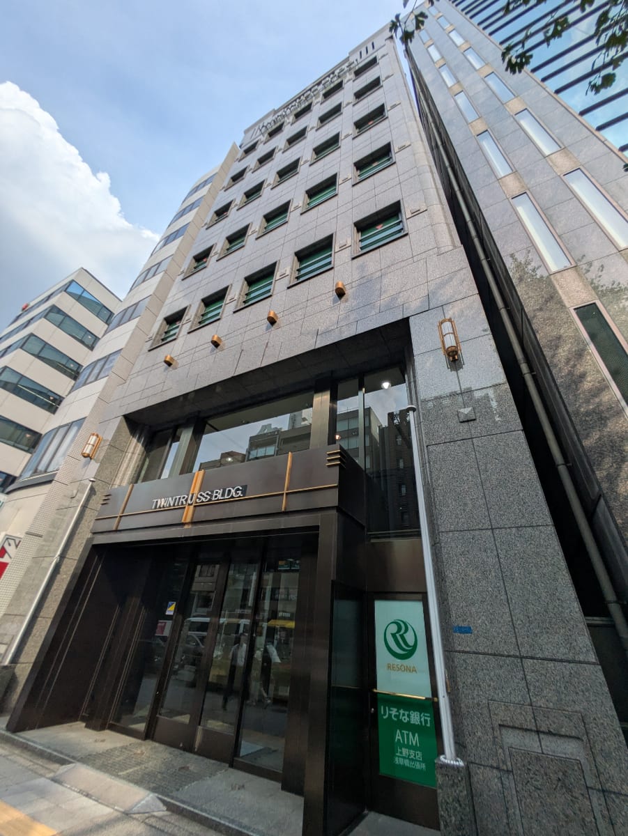 v20251021150805/fresh/building/J00100389942_9