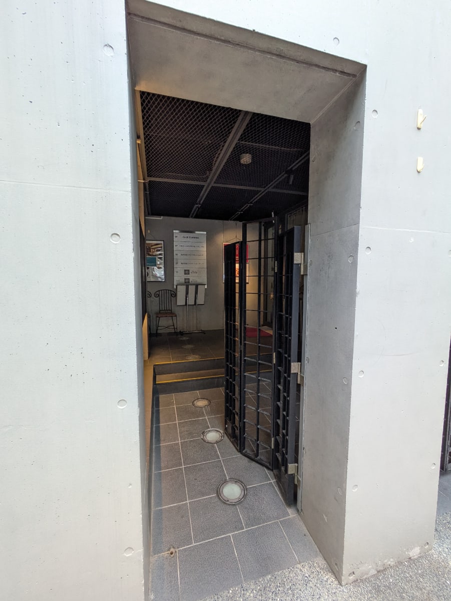 v20251022150707/fresh/building/J00100367339_16
