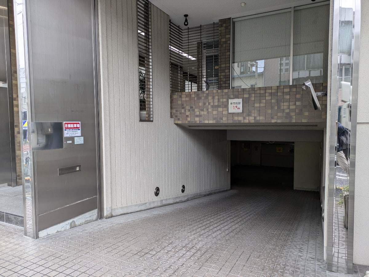v20251022150707/fresh/building/J00100368299_12