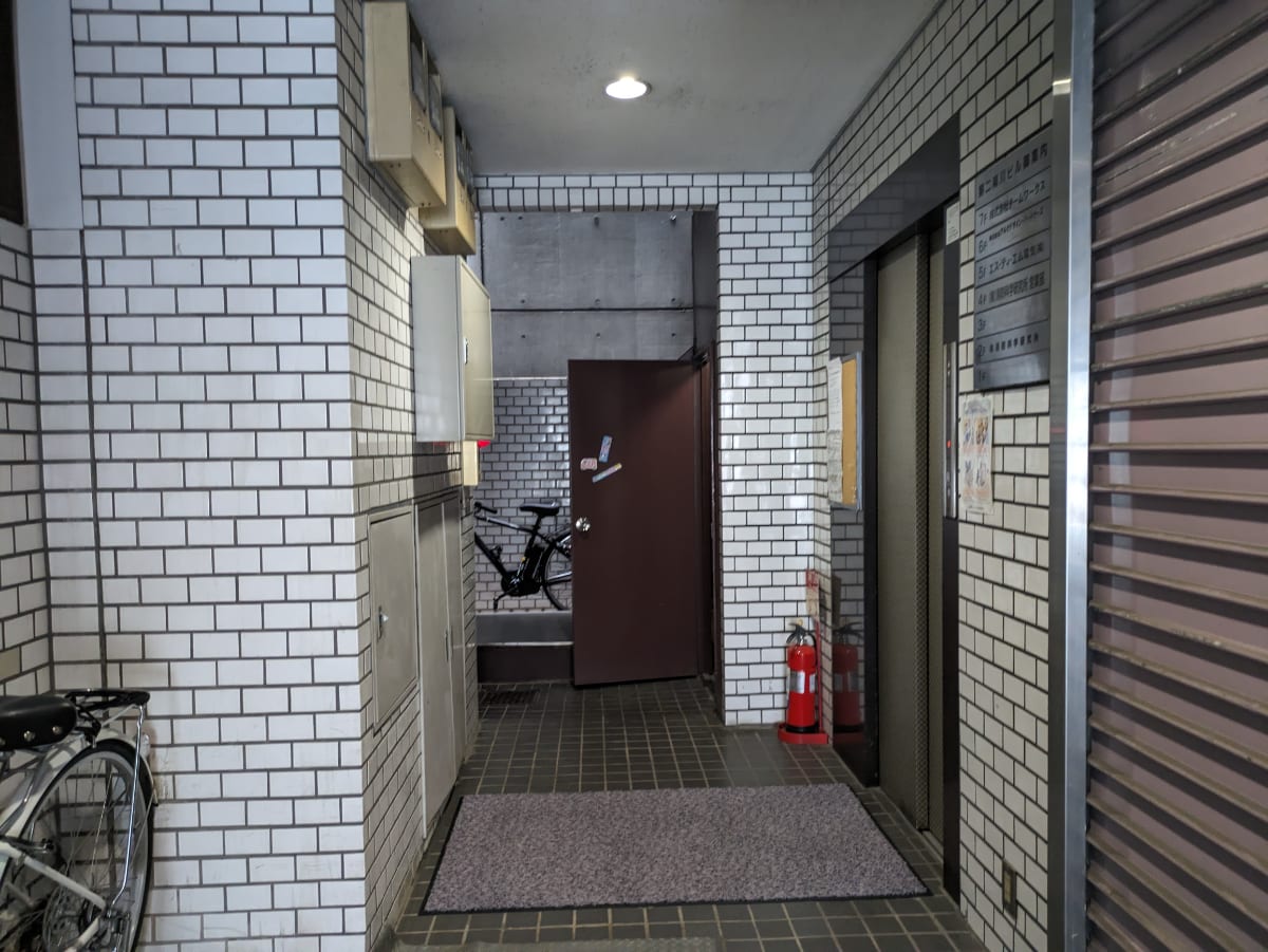 v20251022150707/fresh/building/J00100374313_10